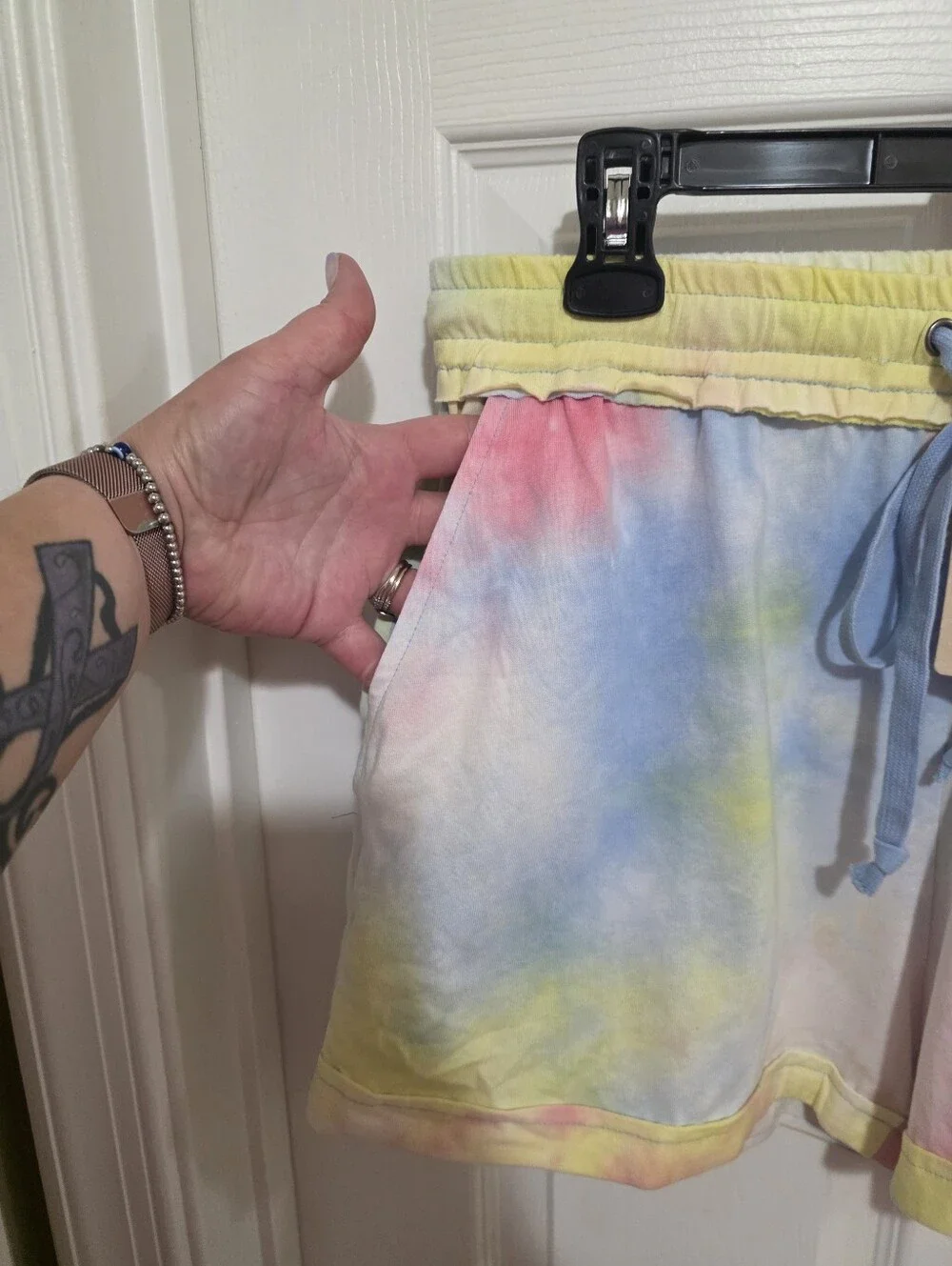 Hem & Thred Tie-Dye Drawstring Women’s Shorts - Pastel Rainbow NWTS Size Lg